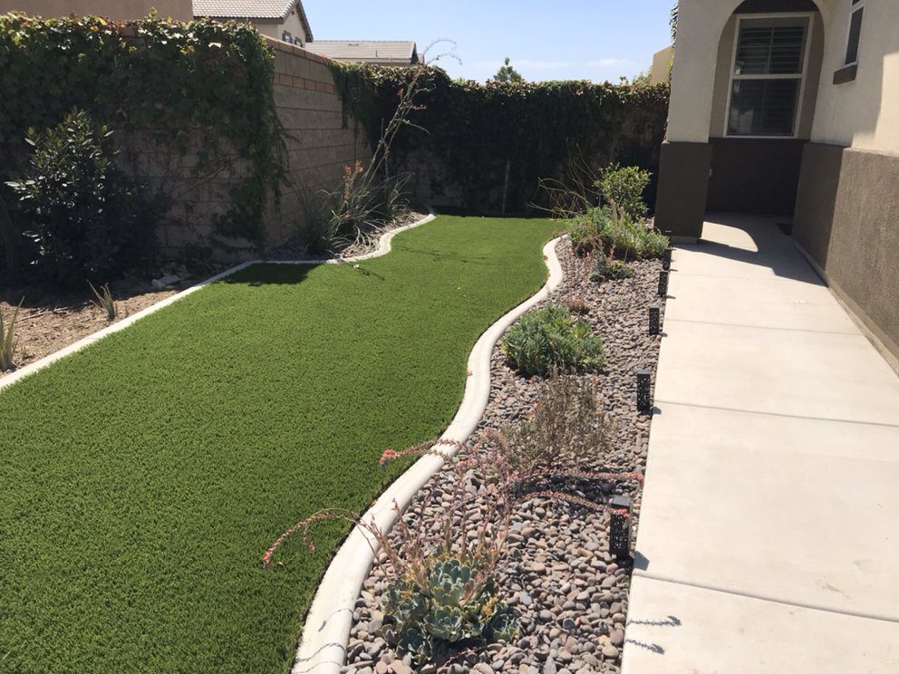 Temecula Artificial Grass, & Pavers for Patios, Front, Side & Backyards