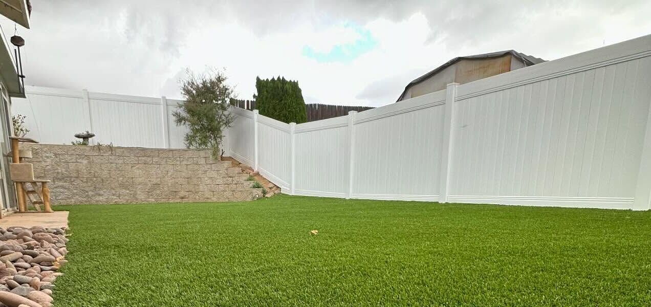 Oak Hills artificial grass & Vinyl Fencing, Backyard Yucaipa CA, Pavers for Patios, Driveways, Pool Deck, Temecula, CA